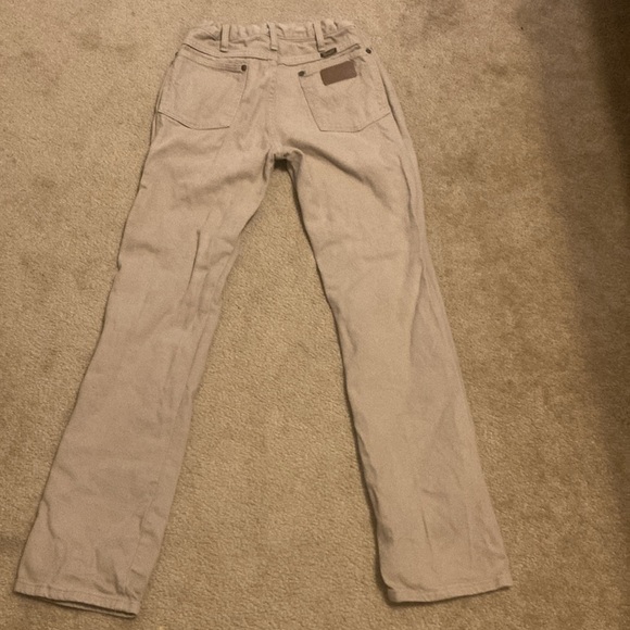EUC Tan Wrangler Jeans  31 x 34 - Picture 3 of 5